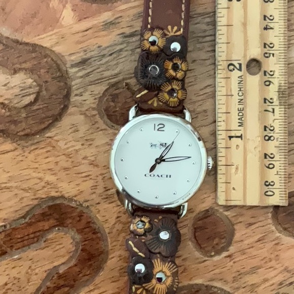 Coach Watch - Picture 2 of 6